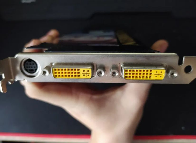 Kartka graficzna MSI NX8800GT Series Retro PC
