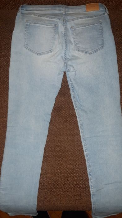 Джинсы на девочку H&M