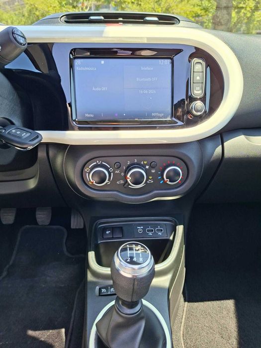 RENAULT TWINGO CABRIOLET ( OPEN AIR )