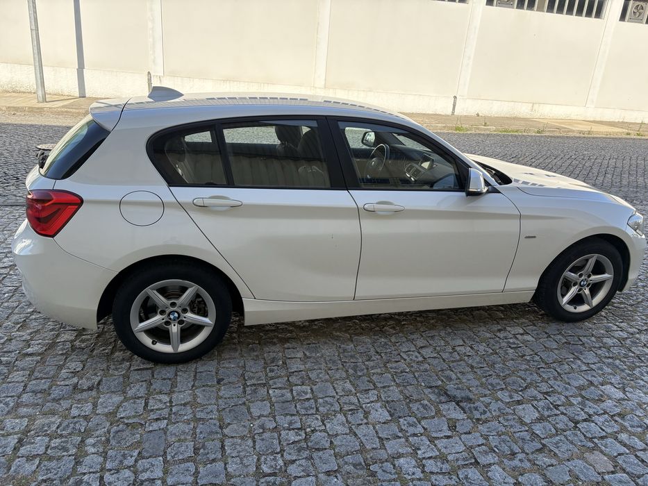 Vendo 116D 128kms_Automatico_preço ate 18 Agosto