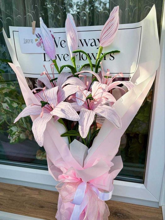 Неймовірний букет лілій ручної роботи