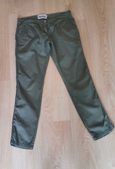 Spodnie damskie w kolorze khaki roz. 38