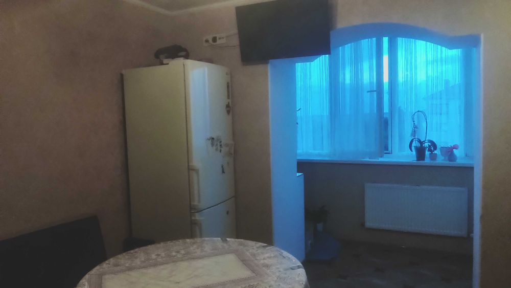 Продам двокімнатну квартиру 60 кв.м