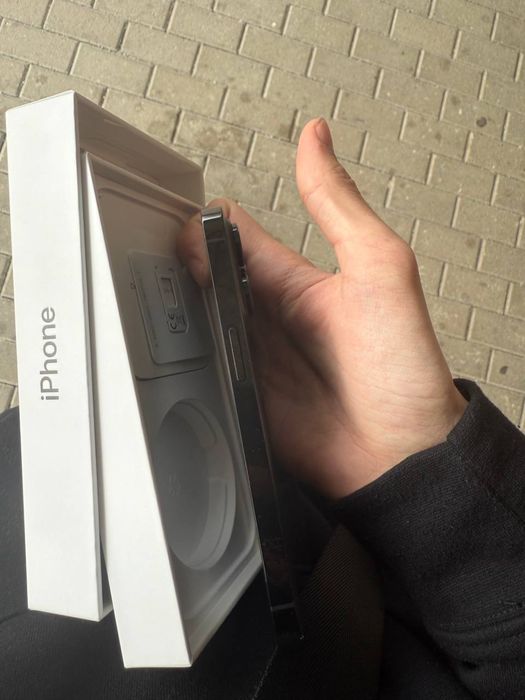 Терміново віддам IPHONE 14 PRO