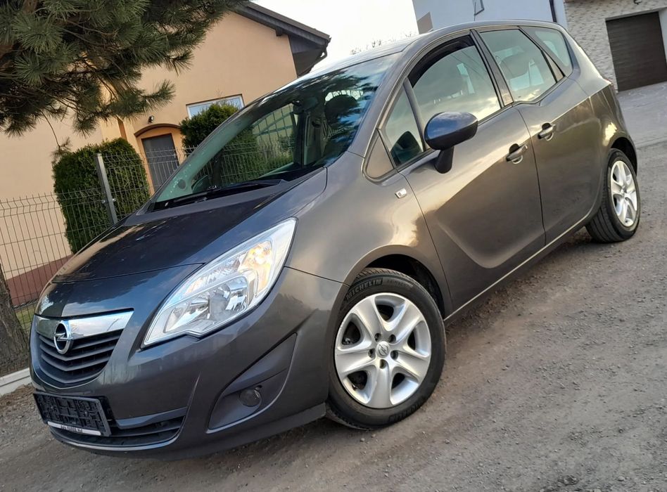 Opel Meriva Benzyna . Full serwis Aso . Bagażnik rowerowy