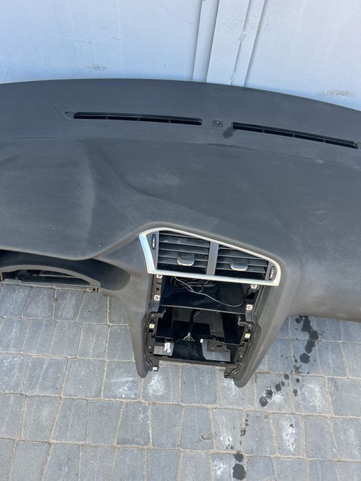 Citroen c4 b7 панель безпеки торпеда.