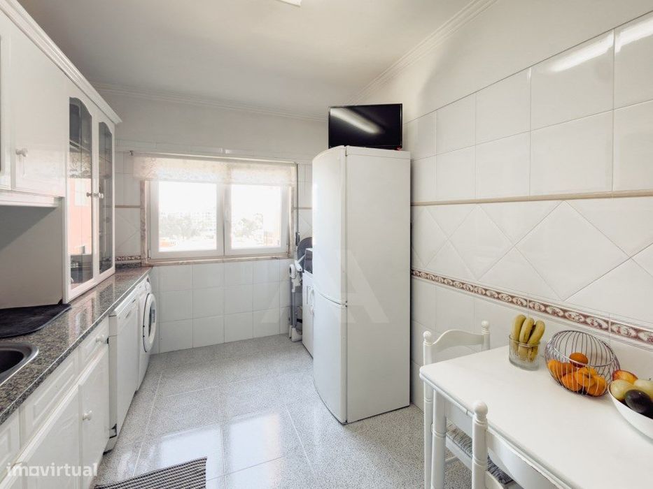 Apartamento T2 em São Marcos com Garagem