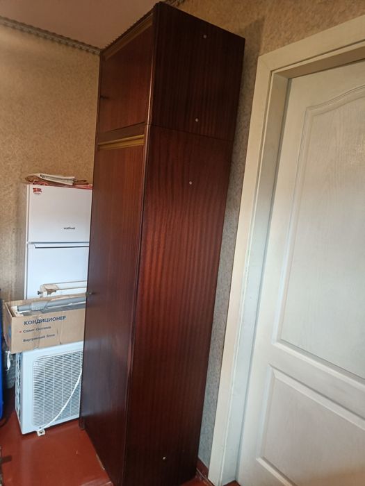 Продам шкаф , пенал