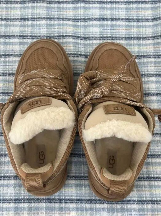 UGG Lowmel Chestnut r.36