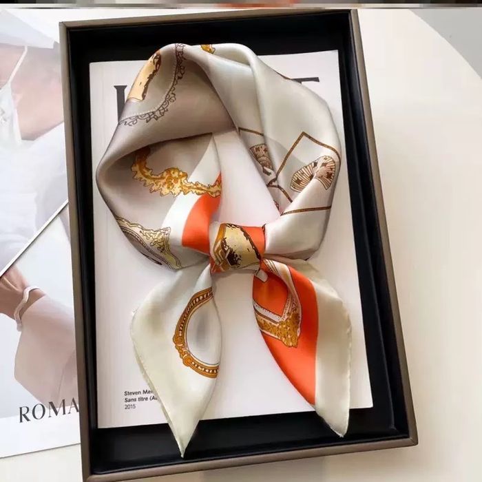 Хустинка Платок Хустка Шарф Розмір 65*65