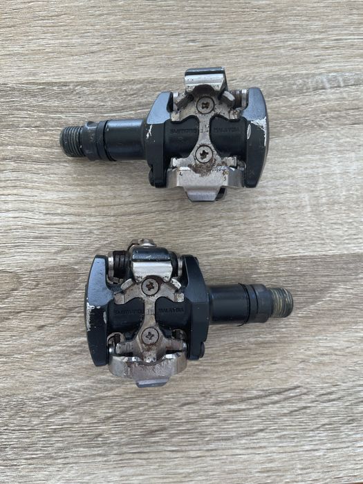 Pedais de encaixe shimano