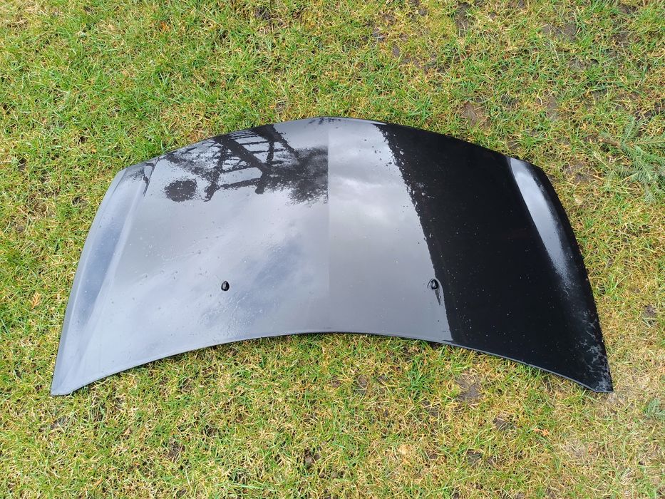 Renault Clio III maska kompletna czarna igła