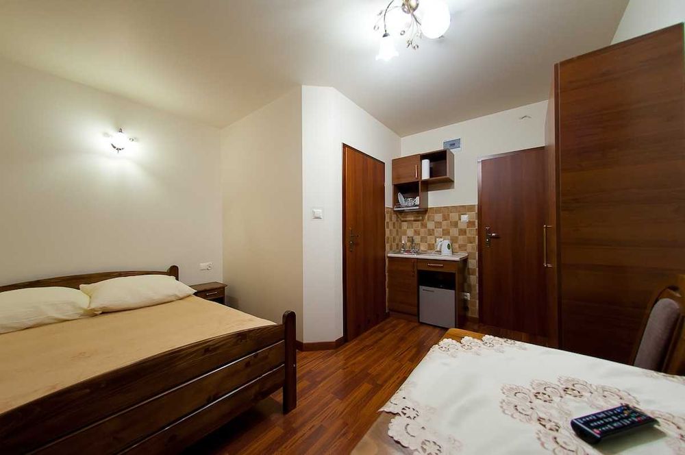 WILLA FOX Centrum , Wolne Pokoje , Noclegi , Apartamenty --- Wisła ---