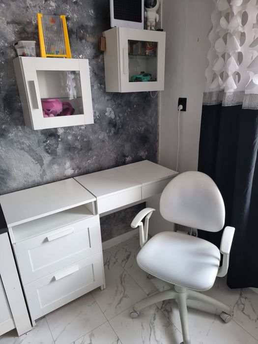 Komplet mebli biurko toaletka