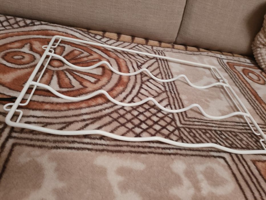 Półka na butelki do lodówki Amica 60cm