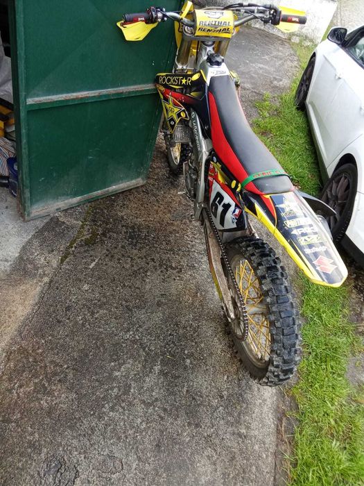 Suzuki RMZ 250CC