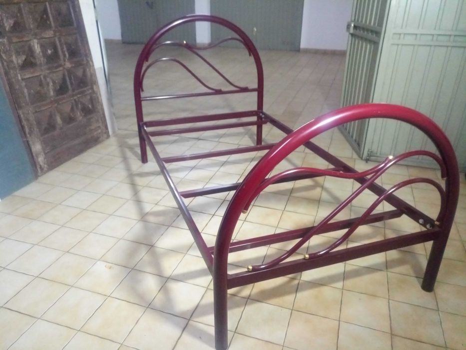 Cama de solteiro