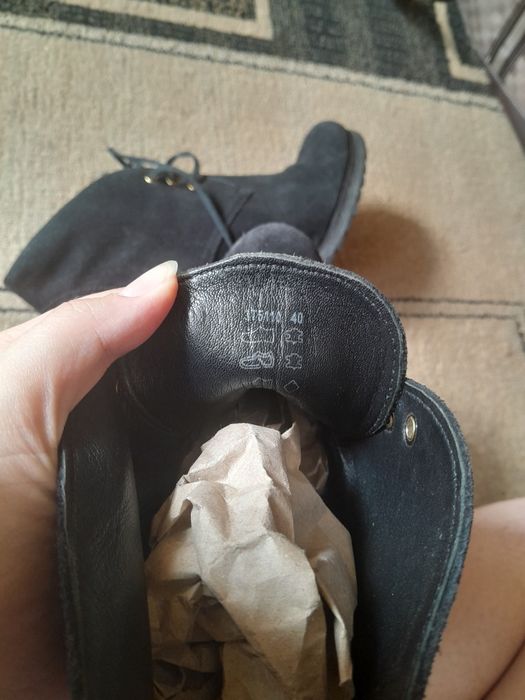 Ботильйони Prada 40р