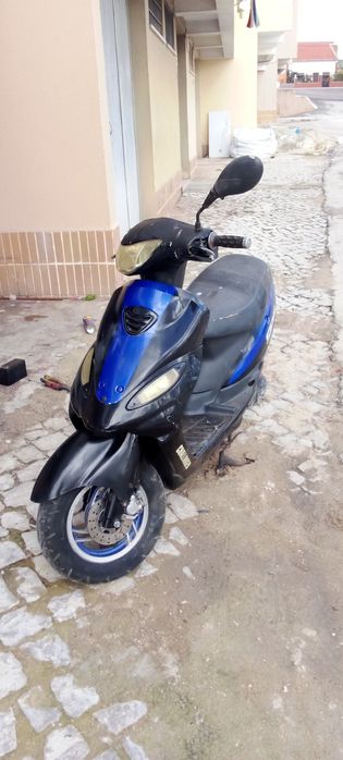 Scooter a quatro tempos