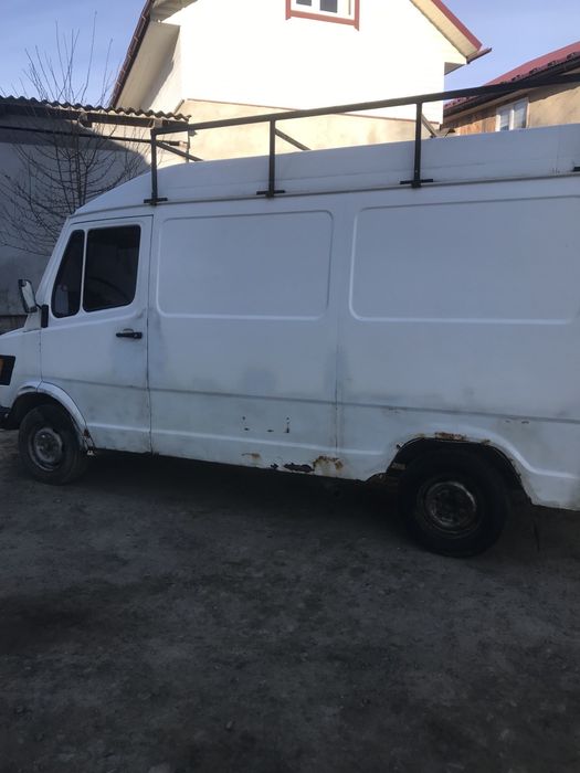 Продам мерседес 307