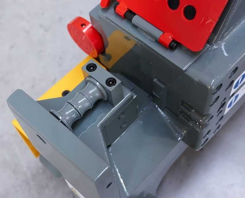 Gilotyna nożyce elektryczne do prętów drutu płaskowników FOX42 V2