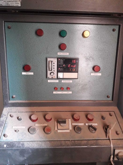 Forno de Cerâmica / Mufla Industrial REX P-100 – Grande Dimensão