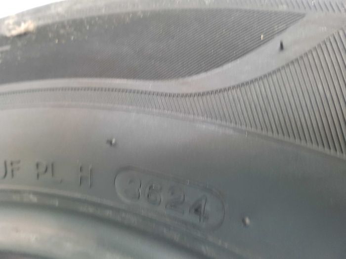 Nowa Opona Hankook Radial RA28E  215/65R16C  215/65/16C