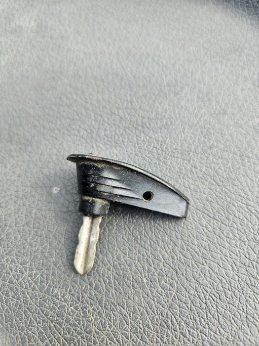 Ключ замка запалювання Урал К-750 МТ