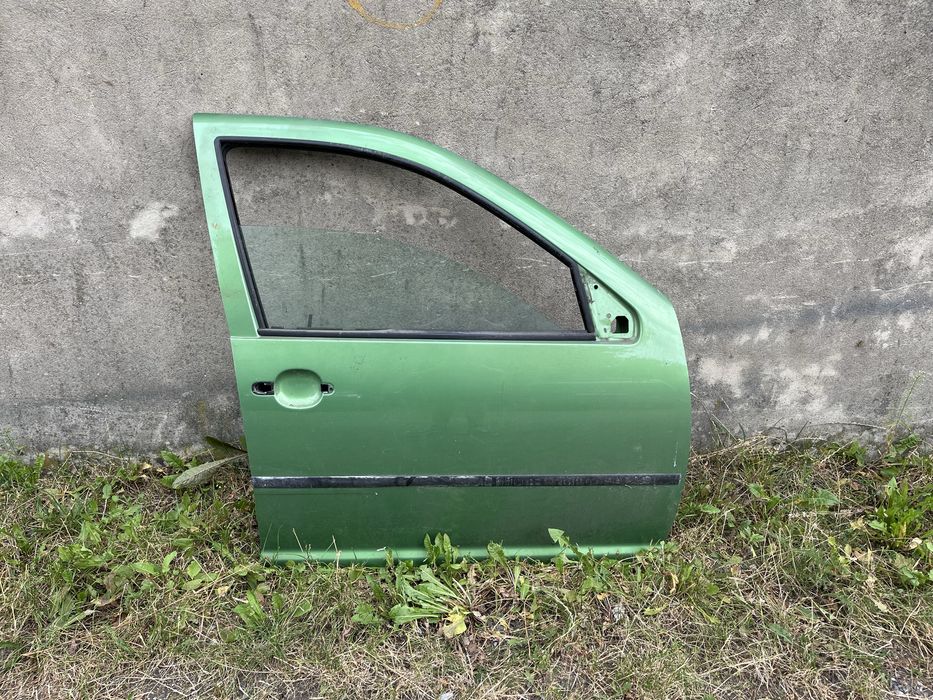 Dzrwi do volkswagen golf 4
