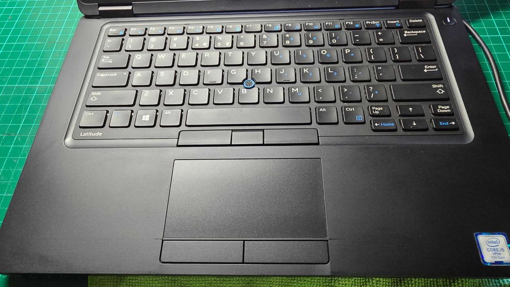Dell Latitude E5480 Windows 10 Pro 2 sztuki stan idealny