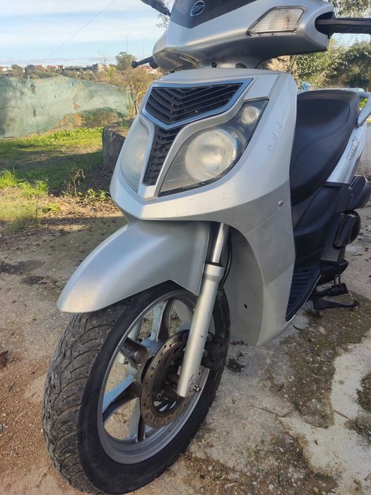 Moto scooter 125 aceitó troca