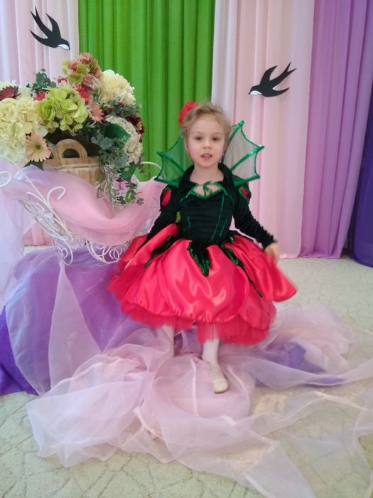 Прокат Карнавального костюма Троянда