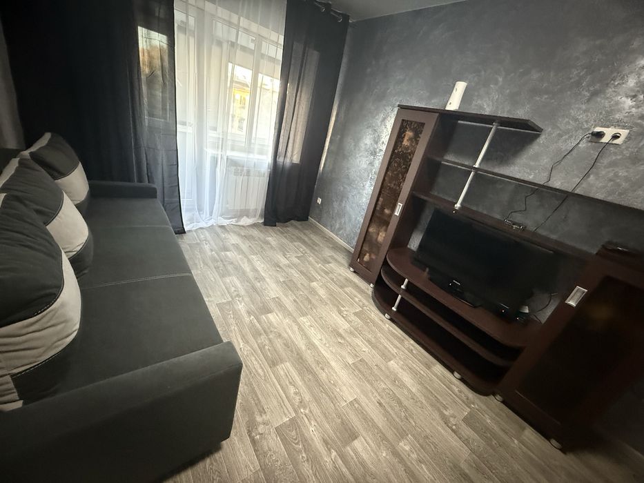 Здам 1 кім по Івана Мазепи центр міста
