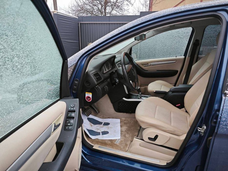 Mercedes-Benz B-Class 2010