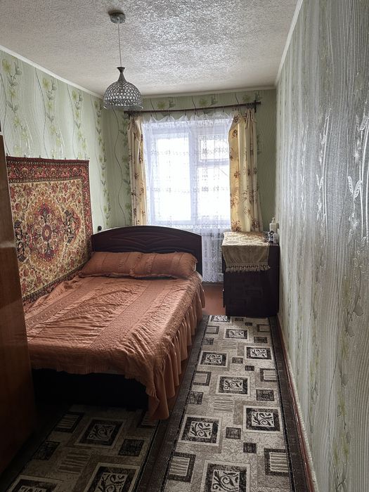 Продам двухкомнатную квартиру на первом этаже