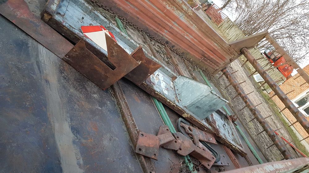 Rozrzutnik obornika 4t.,przyczepa,transport.