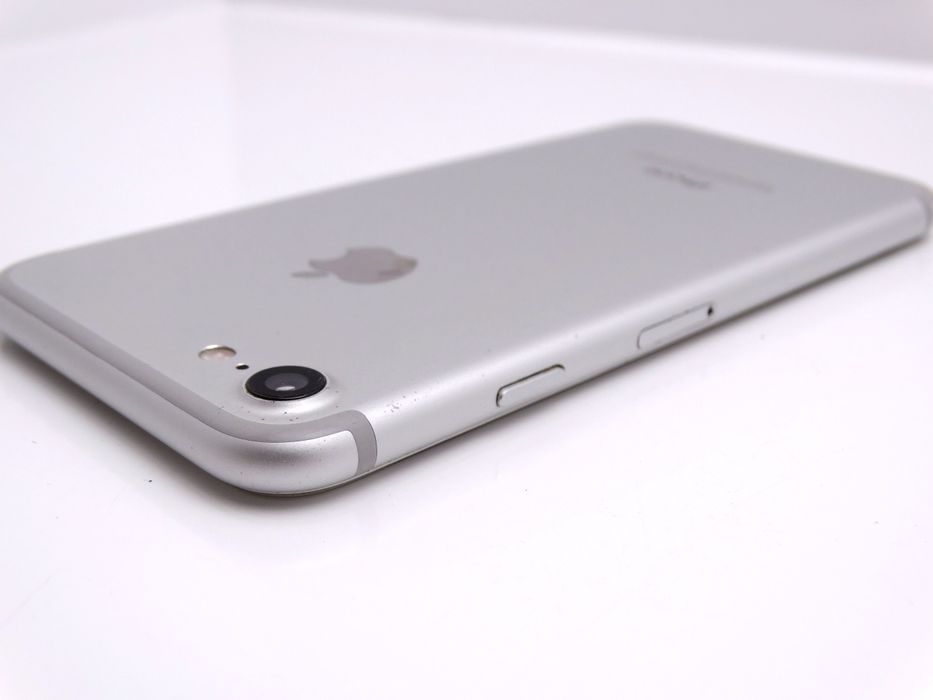 Iphone 7 32 на шнурку