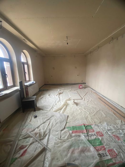 Продаж будинку 220 м2, з чистовим наповненням і матеріалами