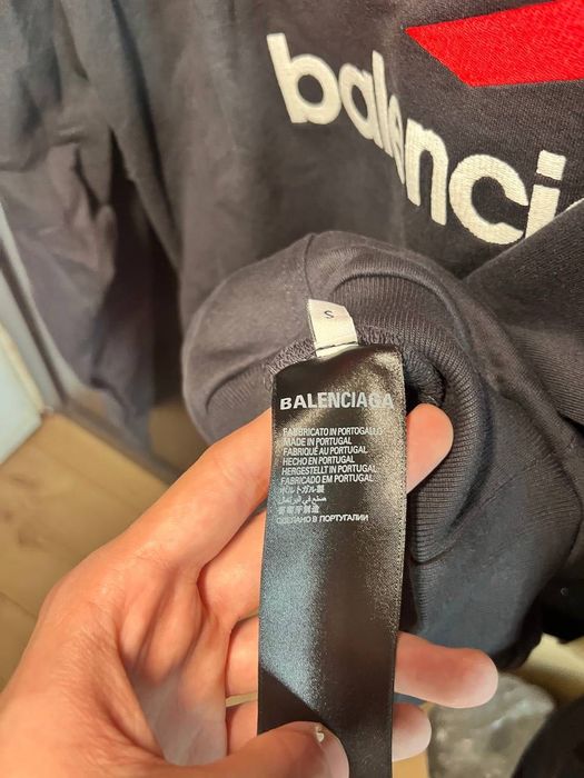 Balenciaga 3B Hoodie!