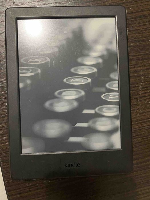 Електронна книжка Kindle  8 покоління
