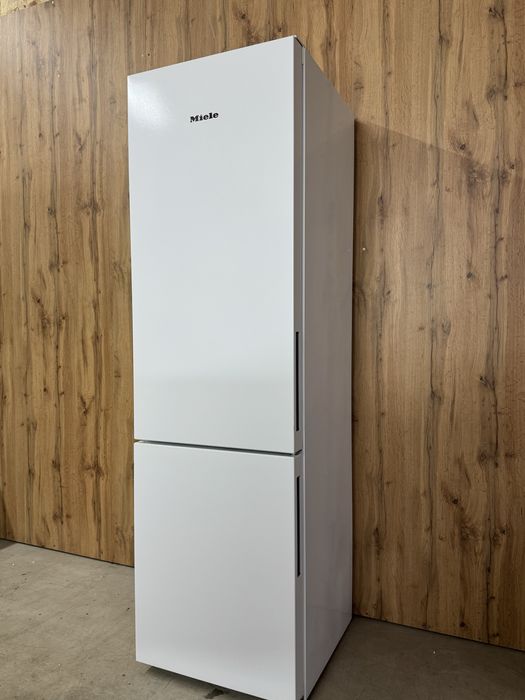 Холодильник Miele KFN 29162 D ws NoFrost