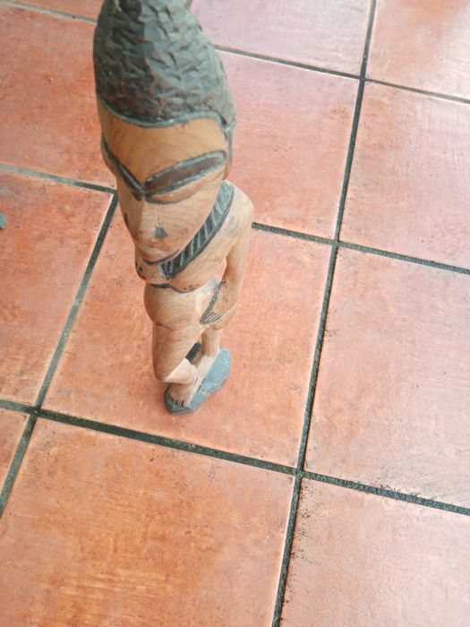 Peças em madeira maciça