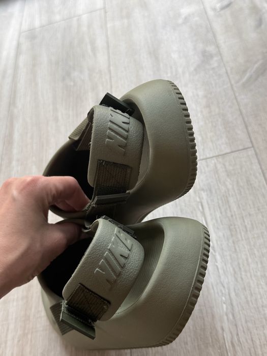 Гумові тапки клоги nike calm mule