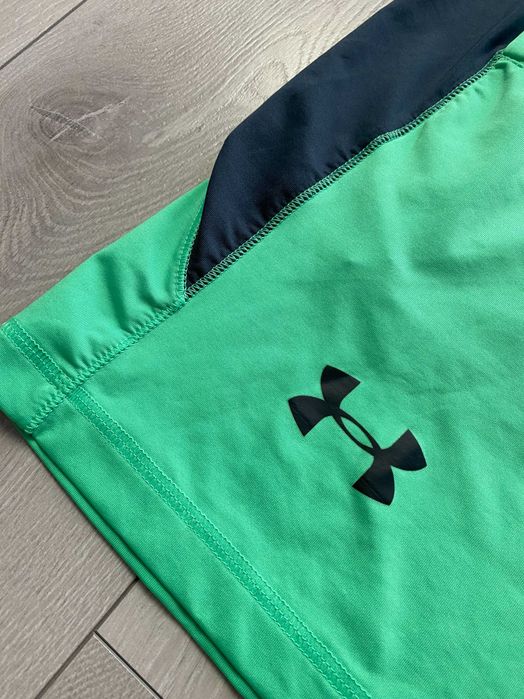 UNDER ARMOUR r.M oryginalne szorty sportowe męskie stan BDB