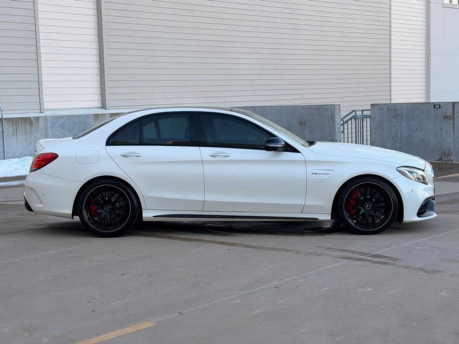 Mercedes-Benz C-Class AMG C 63 S      2017