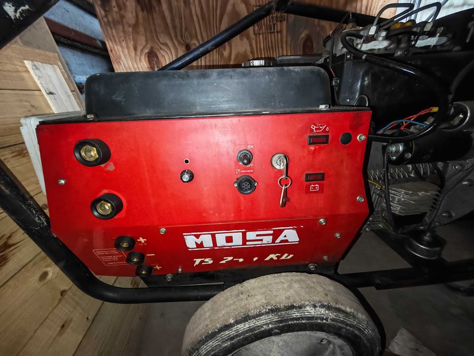Spawarka spalinowa - agregat prądotwórczy Mosa TS 250 KD