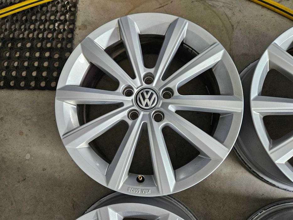 Alufelgi 17" 5x112 VW Passat B6 B7 B8 CC Golf VII Tiguan Touran Caddy