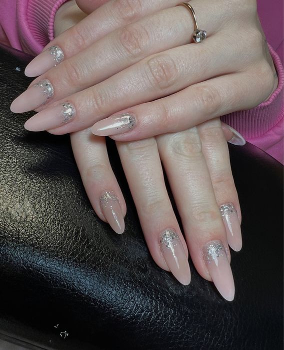 Наращивание ногтей