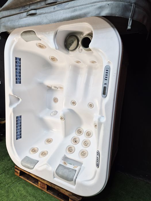 Jacuzzi ogrodowe używane 3️⃣ osobowe Dimension One