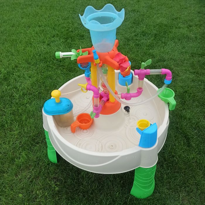 Plac wodny Little Tikes Fabryka Fontann